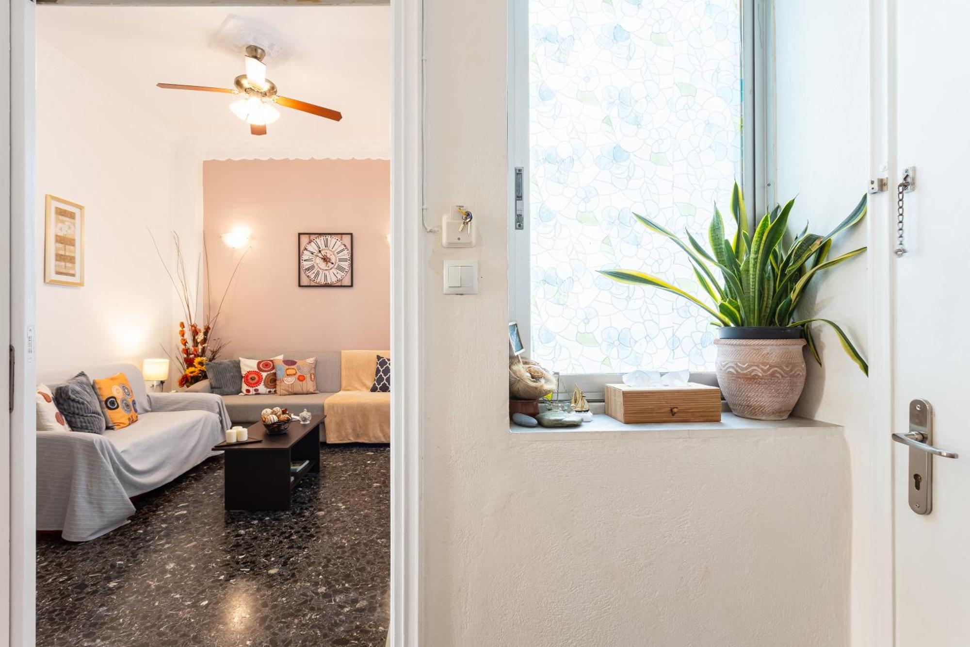 Sofi'S Flat In The City Center, 5Min To The Sea กาลามาตา ภายนอก รูปภาพ