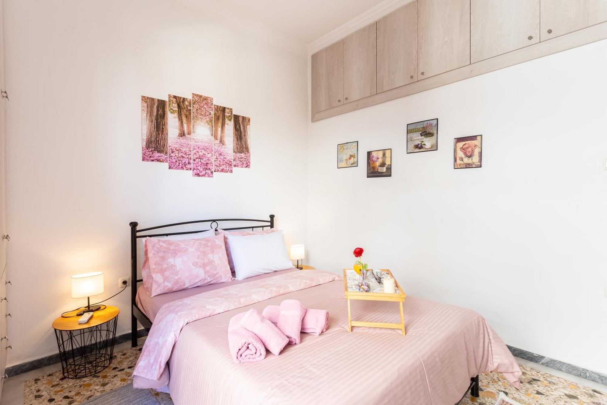 Sofi'S Flat In The City Center, 5Min To The Sea กาลามาตา ภายนอก รูปภาพ